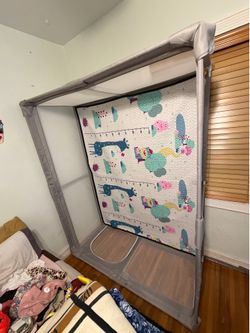 Play pen 75”*59