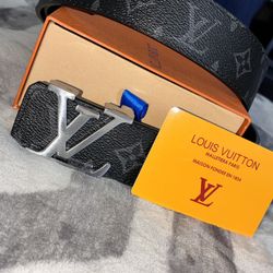 Louis Vuitton LV Initiales reversible belt Eclipse 