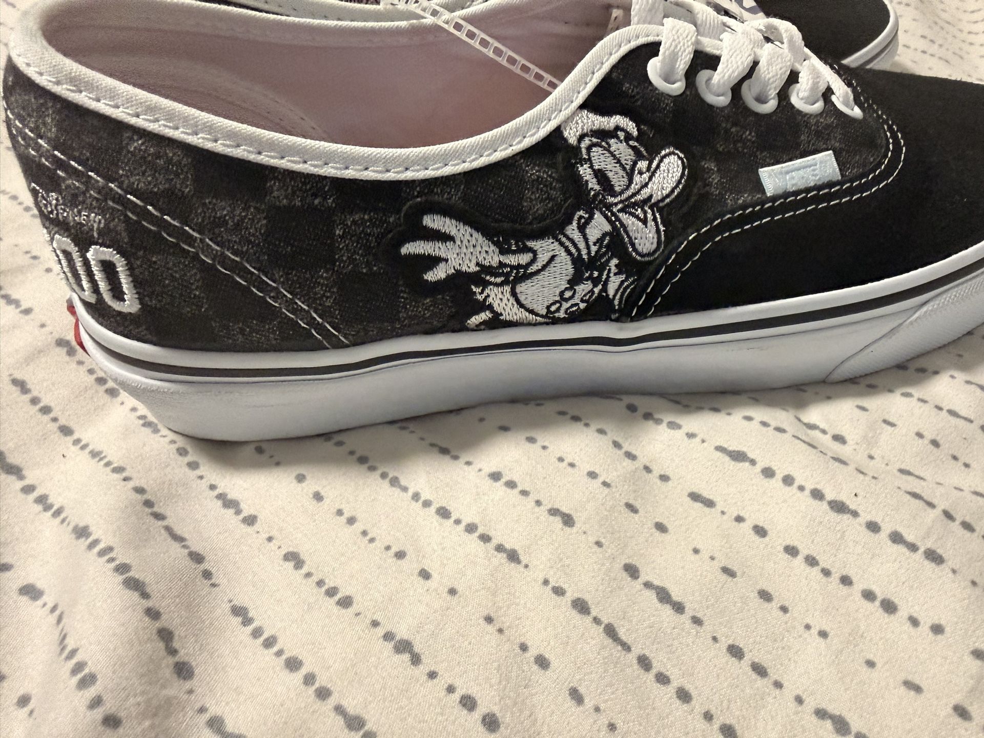 Vans Disney