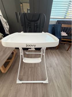 Joovy Highchair