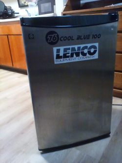 GE Mini Fridge WORKS $50