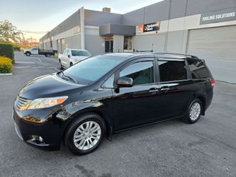 2011 Toyota Sienna