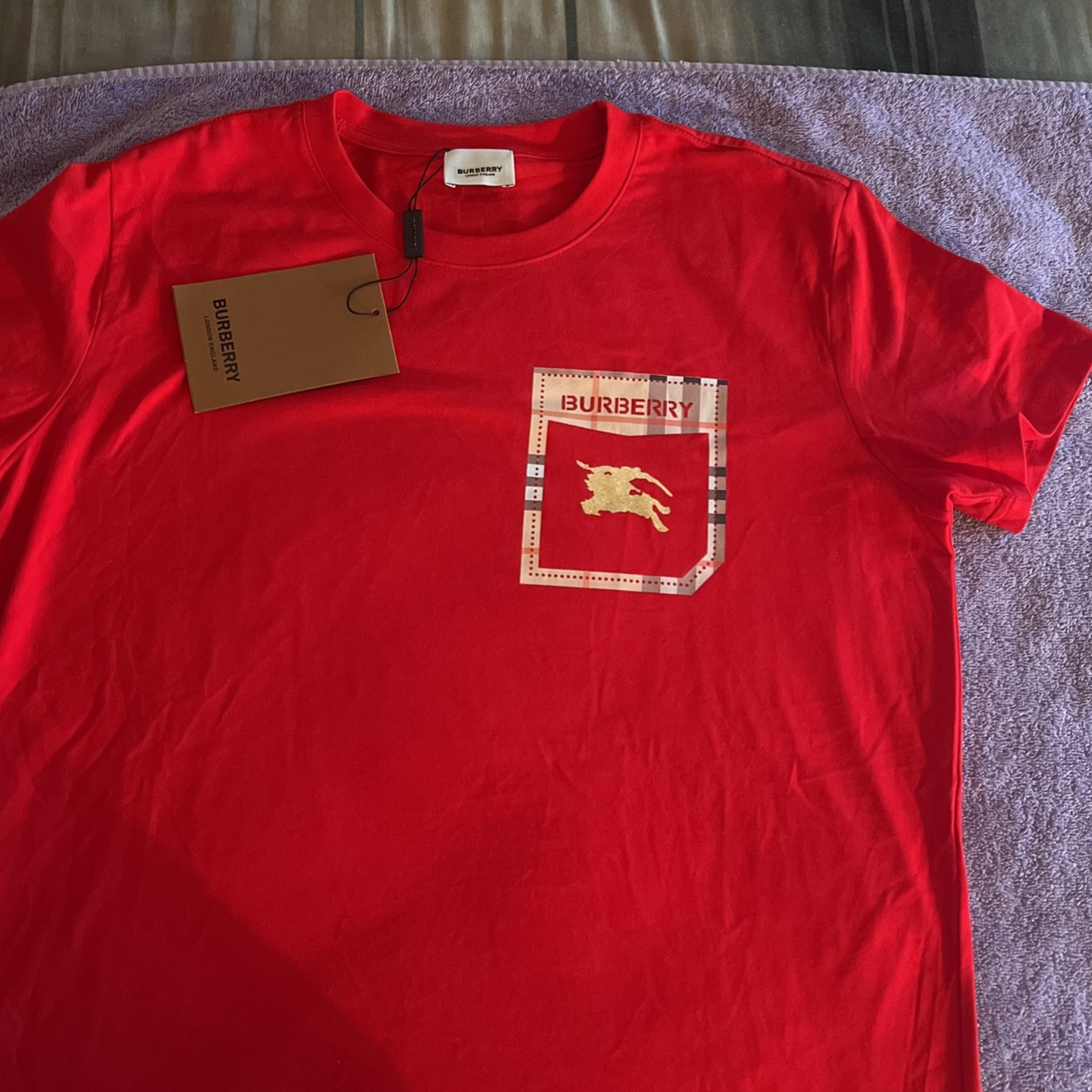 Burberry T-shirt