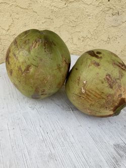 Ricos Cocos Bien Tiernitos Recién Traídos De Colima