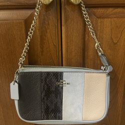 Small Coach Bag Excellent Condition