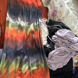 Women’s Clothing Bundle 