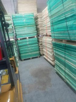 PLYWOOD HALF SHEETS DISCOUNTED - LOOK!