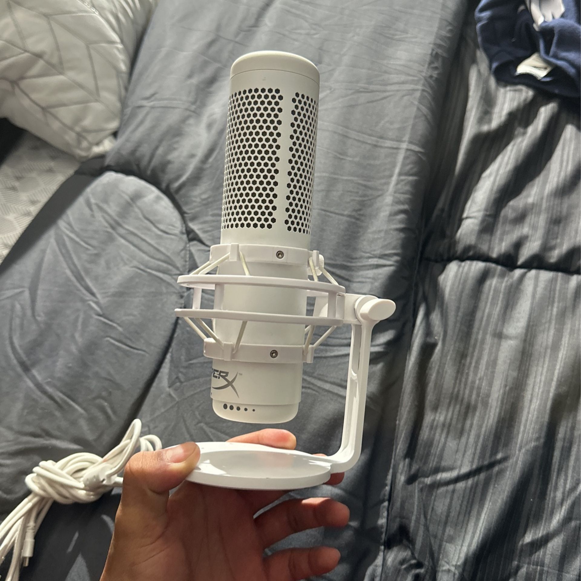 White And Grey Home audio & Stereos