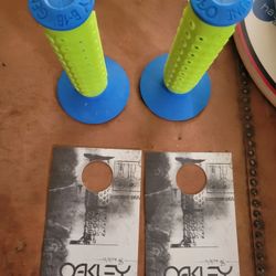 oakley b1b grips