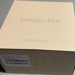 Beats X Kim Fit Pro Moon