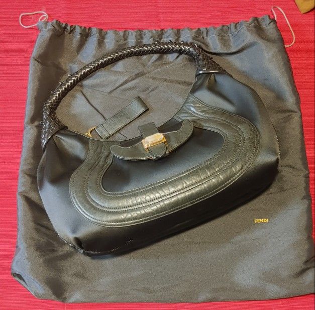 Fendi (Authentic) Purse