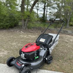 Honda HRN 216 Self Propelled Lawnmower 