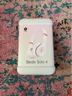 New Beats Solo 4 Cloud Pink
