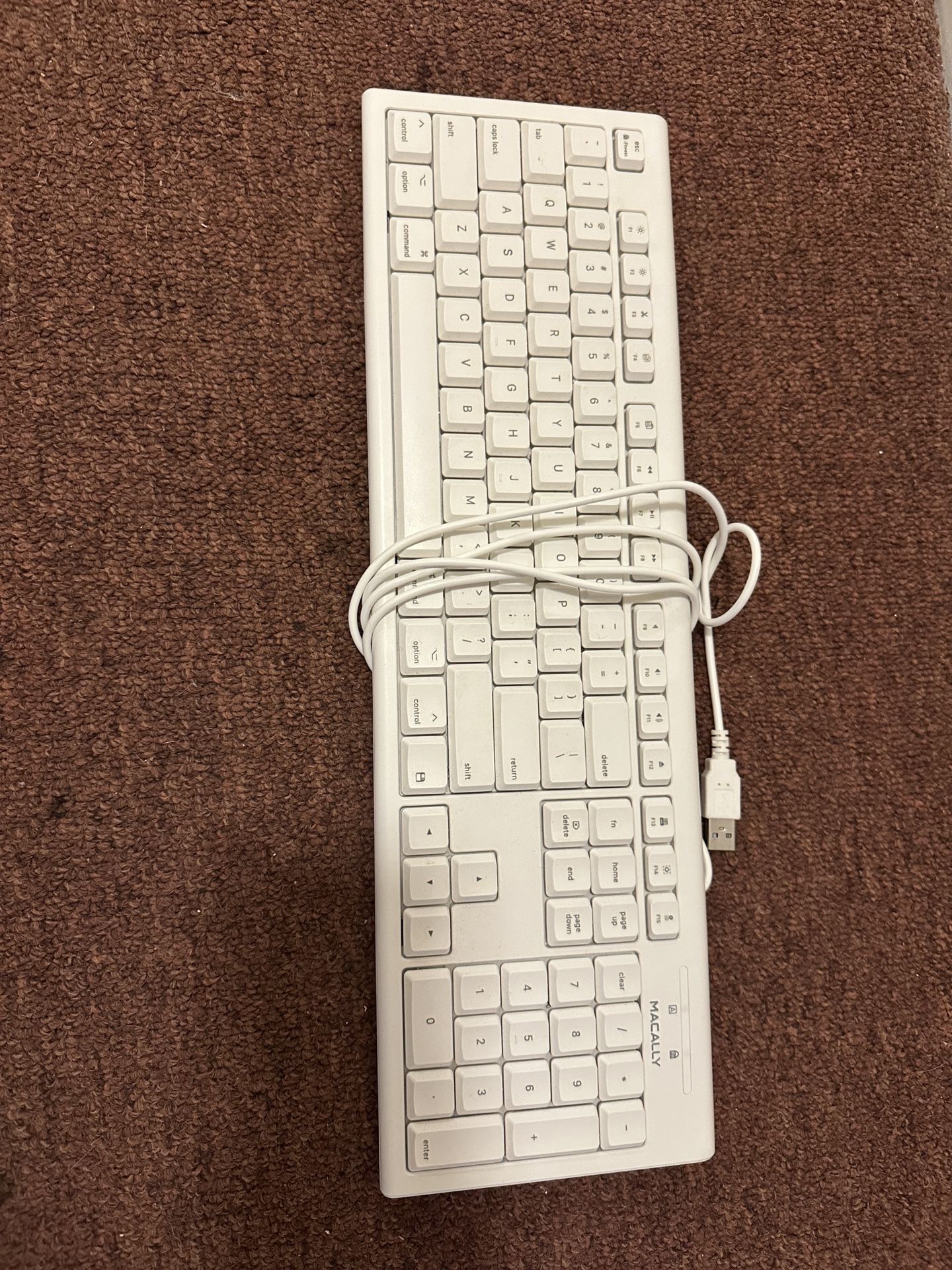 Macally USB Keyboard