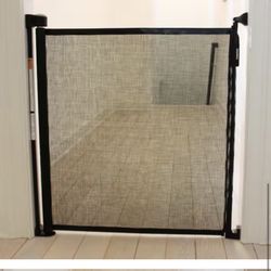 Retractable Gate $25 