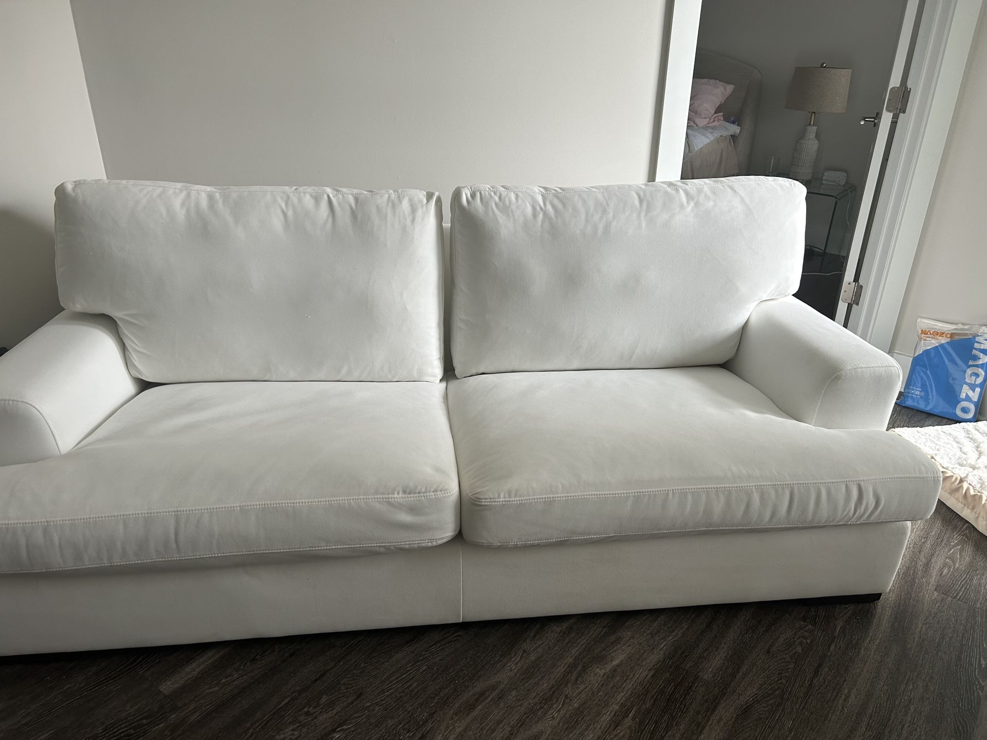 White sofa For Sale! Like New!