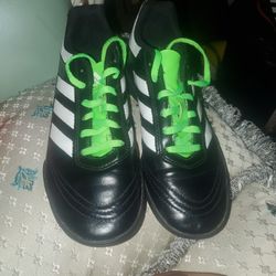 Adidas Indoor Or Turf Soccer 