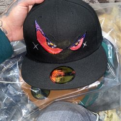 Supreme New Era Eyes ojos BRAND NEW 2021