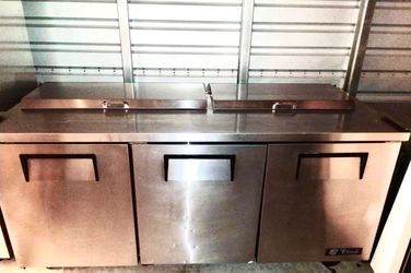 True 72" Commercial Sandwich / Salad Prep Table (TSSU-72-18) - 115V