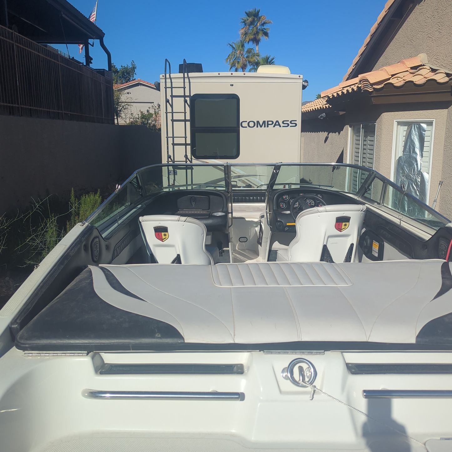 18' Mariah open bow ski boat