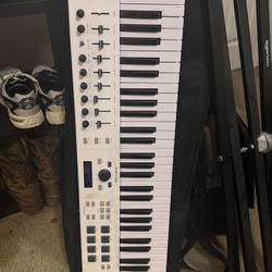 Arturia Keylab 61 MIDI Keyboard