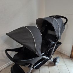 Graco Duo Glider stroller ( 2 Seater) $150