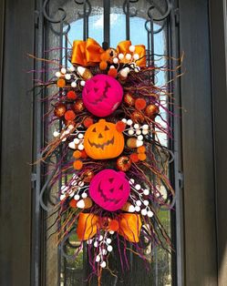 Halloween Jack-O-Lantern Door Swag Wreath