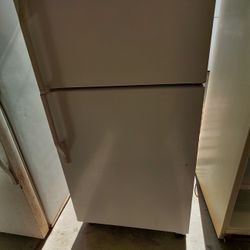 Refrigerator Apt Size