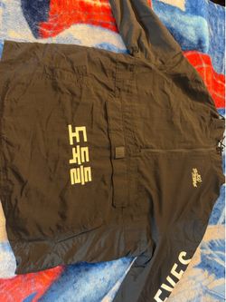 100 Thieves Windbreaker