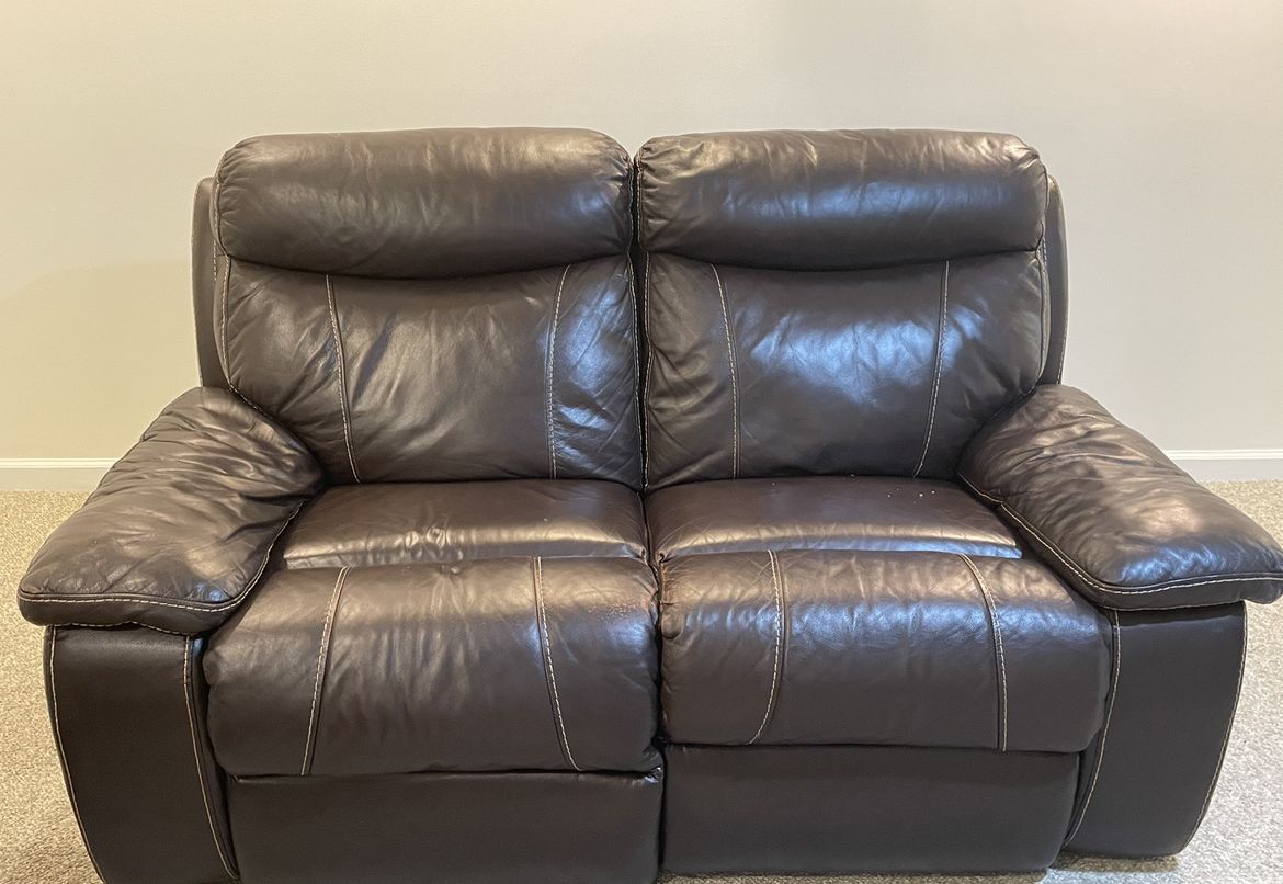 2-Piece Black Leather Recliner Loveseat And Sofa
