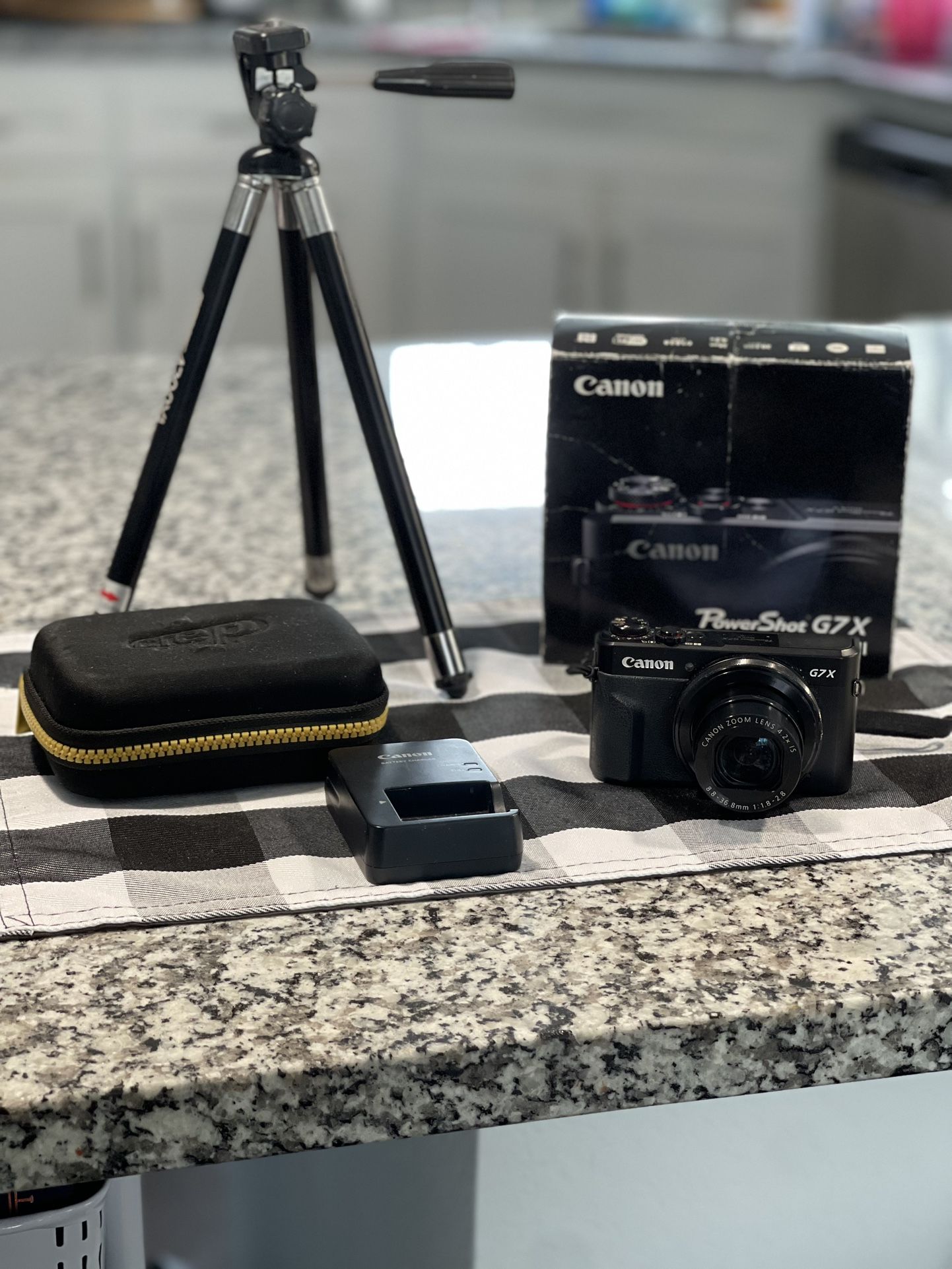 Canon G7x Mark ii