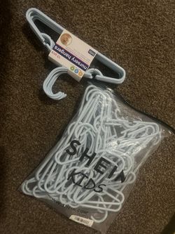 baby /toddler hangers 