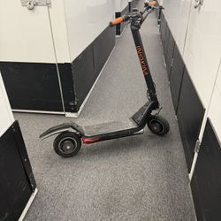 Inokim Adult E-scooter 