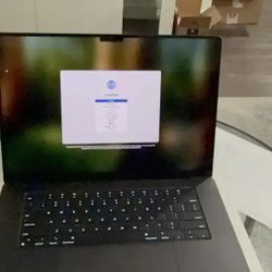 Apple - MacBook Pro 16-inch Laptop - Apple M4 Max chip Built for Apple Intelligence - 48GB Memory - 1TB SSD - Silver
