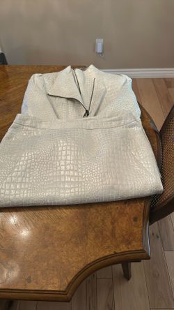 Suit White