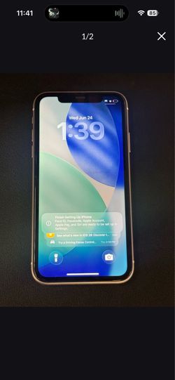 White Apple IPhone 11