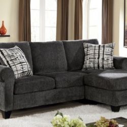 NEW SECSIONAL SOFA ☎️ 1714586,2564 NEW. IN BOX
