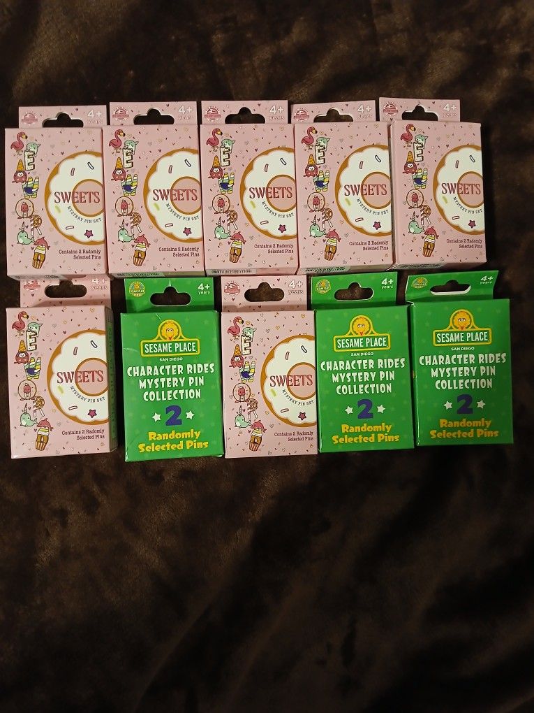 SeaWorld Pins