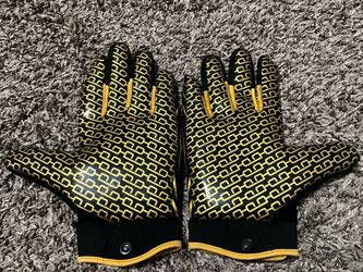Football gloves