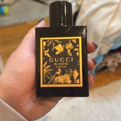 Gucci Bloom Perfume 