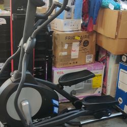 Exterra FS3.5 Elliptical Brand New Assembled And Ready To Be Used 