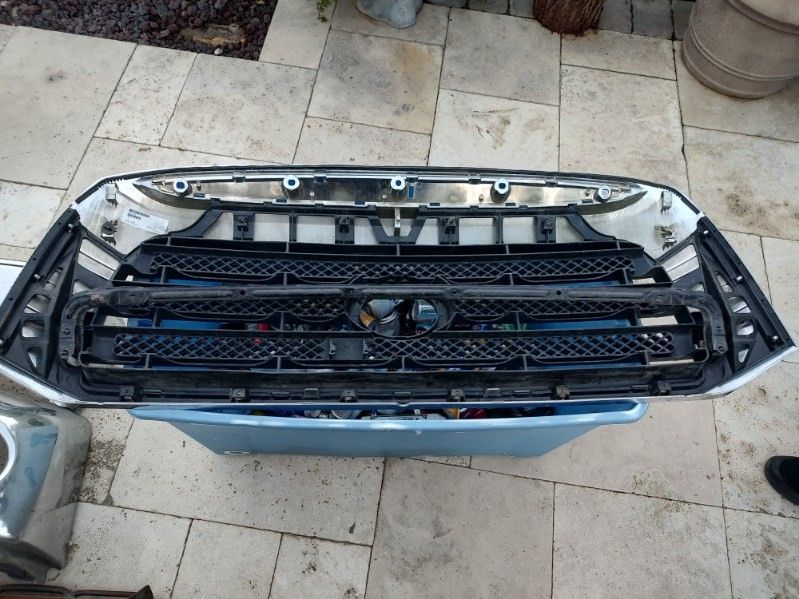 Original Parts From A 2008 Toyota Tundra & Other 