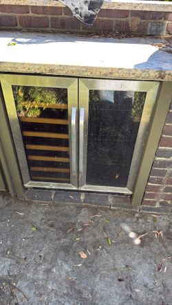 Refrigerator mini outdoor