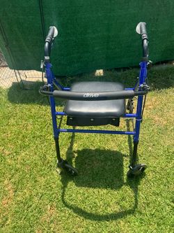 Drive Medical 4-Wheel Rollator Walker