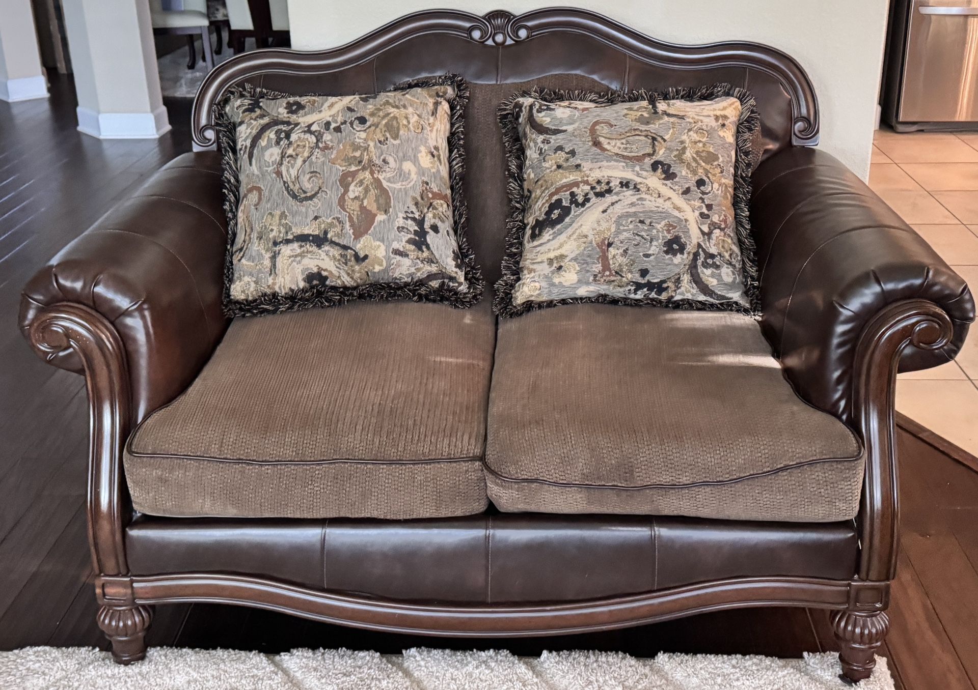 Sofa Set (3 piece)