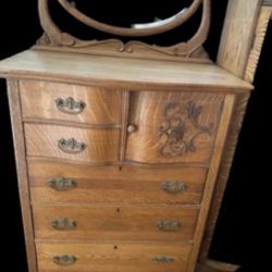 Antique Serpentine Tiger Oak Dresser With Harp-mounted Mirror