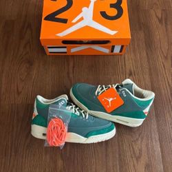 Jordan 3 Nina