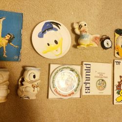 X9 Vintage Disney Collectibles Re: Donald Duck
