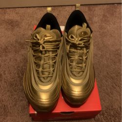 Gold Air Max So 10.5