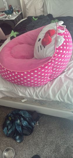 Hello kitty foam bean bag